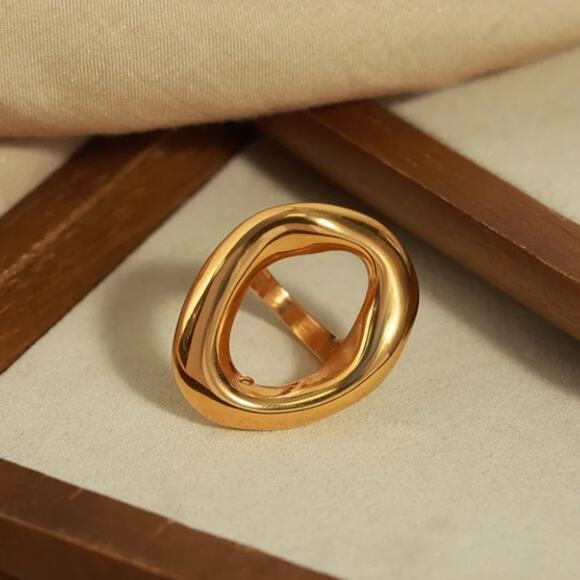 Stainless Steel Hollow Out Gold Ring - Picture 6 of 12